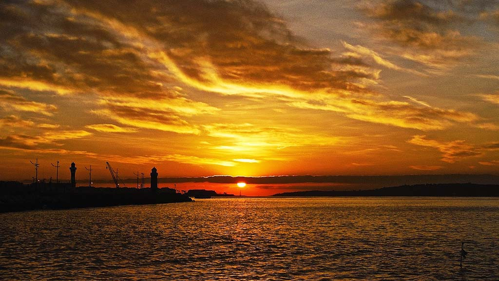 sunset-1644692_1280