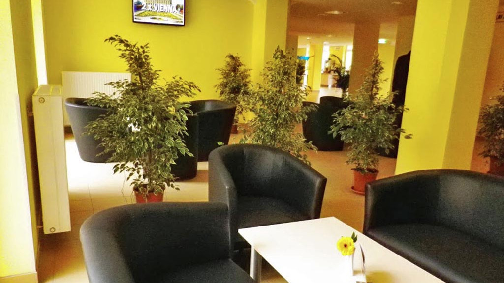 02_residence_lobby