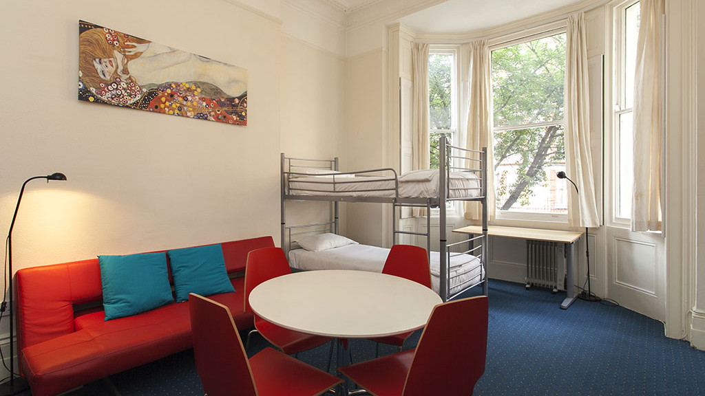 earls-court-residence---zone-1_32234284792_o